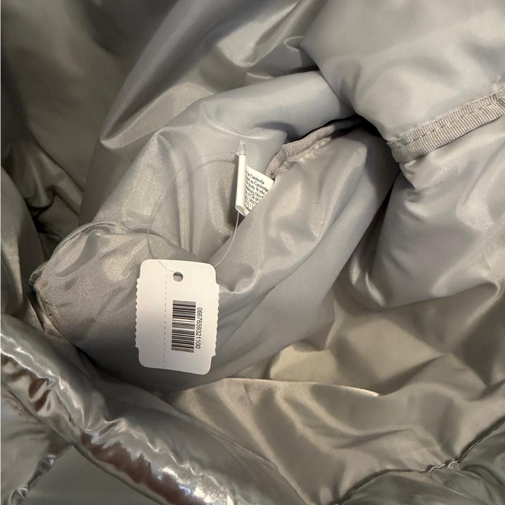 Bath & Body Works Metallic Silver Tote - Picture 5 of 6